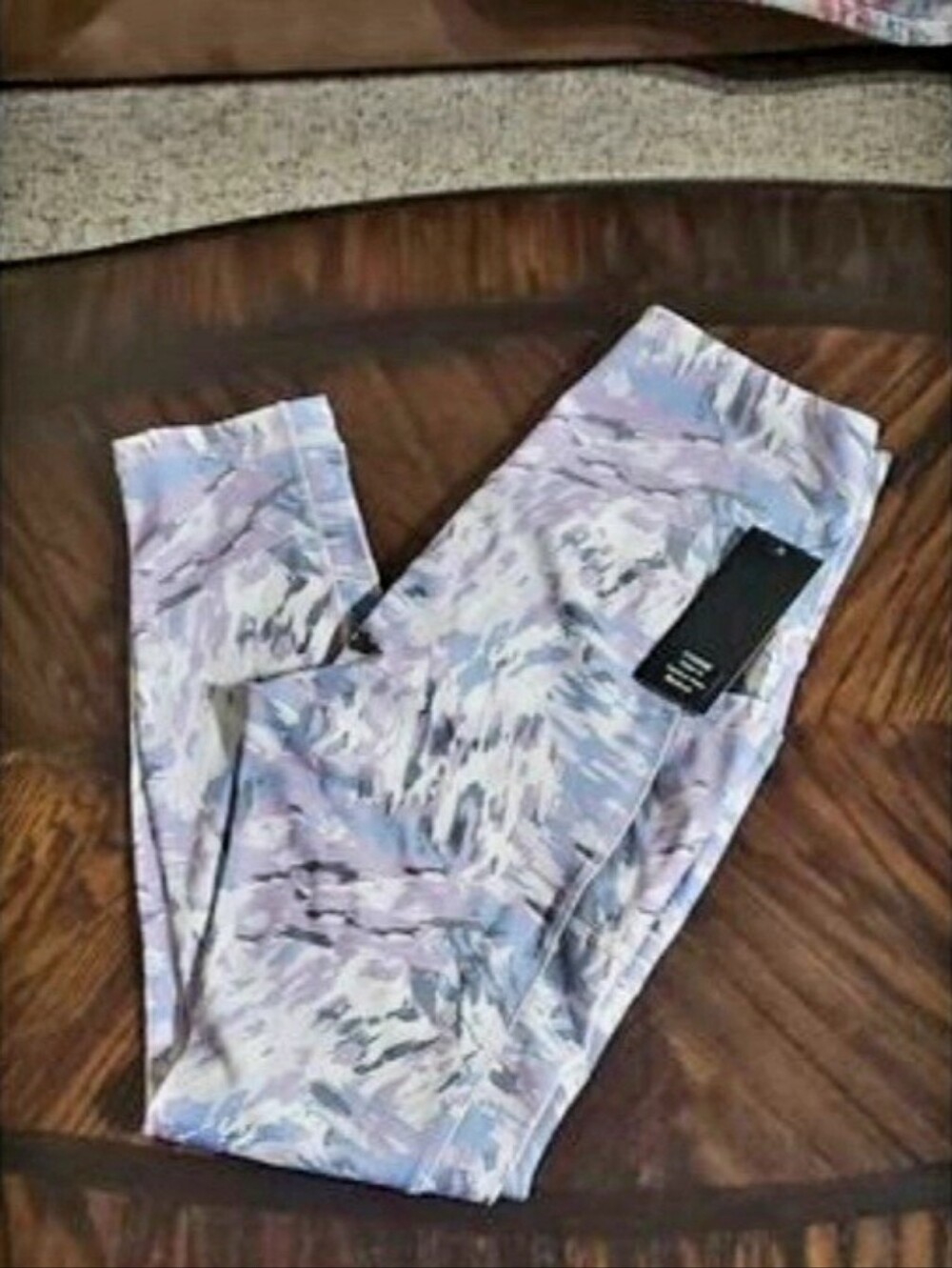 NWT LEG END ACTIVE WEAR WOMENS PANTS